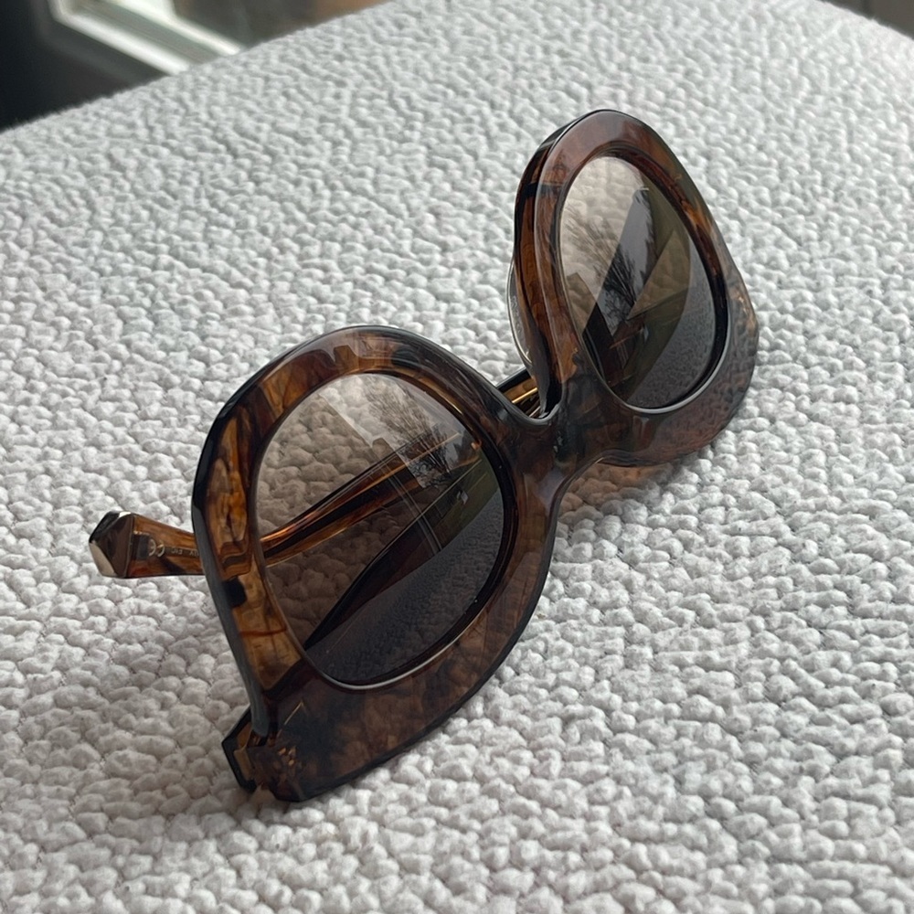 Kate Young for Tura brown marbled color sunglasses